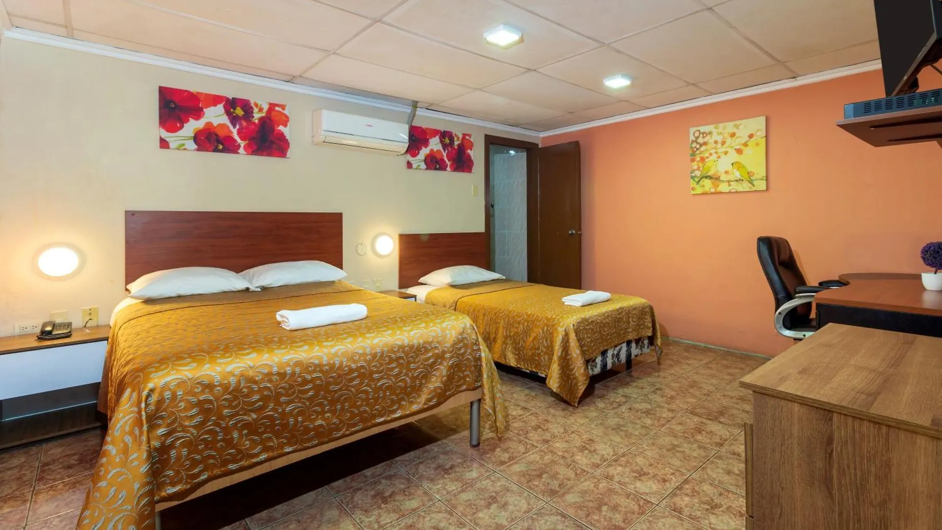 Hotel Malecon Inn Гуаякиль Эквадор