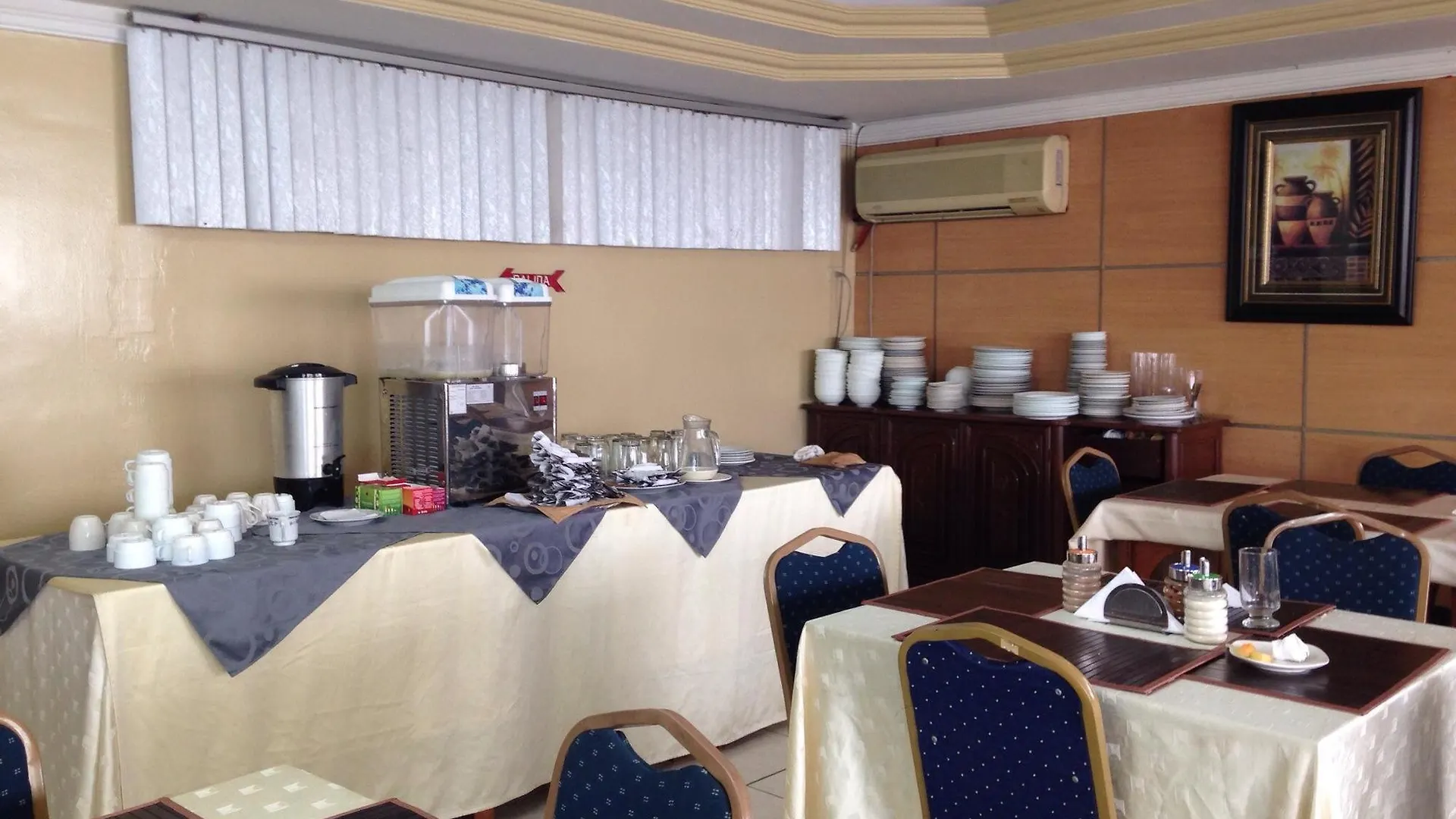 Hotel Malecon Inn Гуаякиль