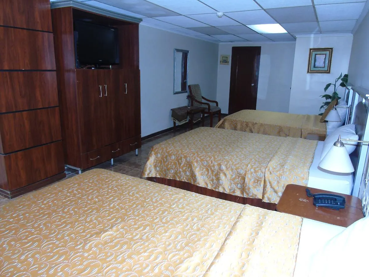 ***  Hotel Malecon Inn Гуаякиль Эквадор