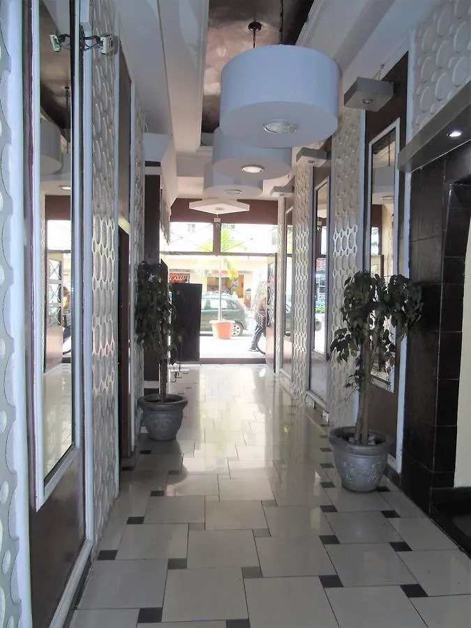 Hotel Malecon Inn Гуаякиль