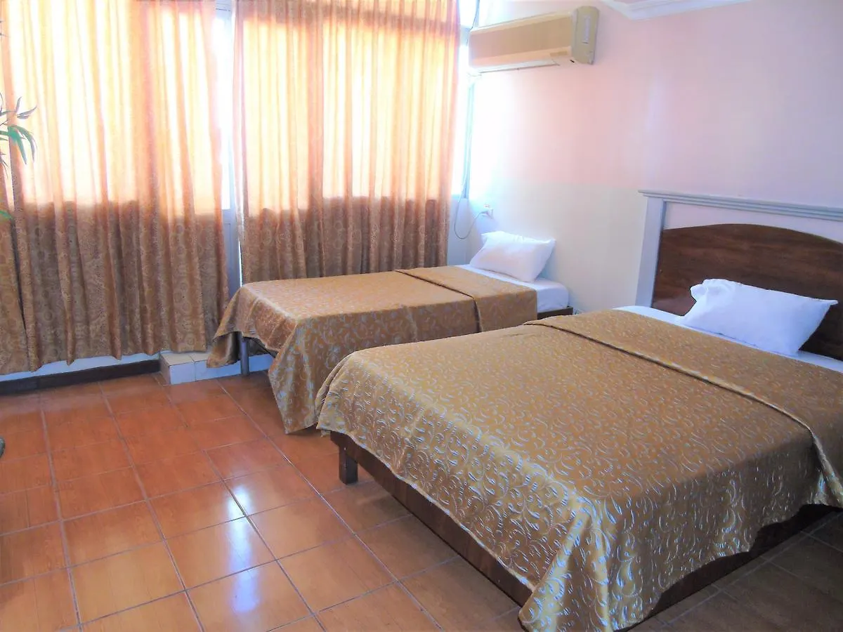 Hotel Malecon Inn Гуаякиль 3*,