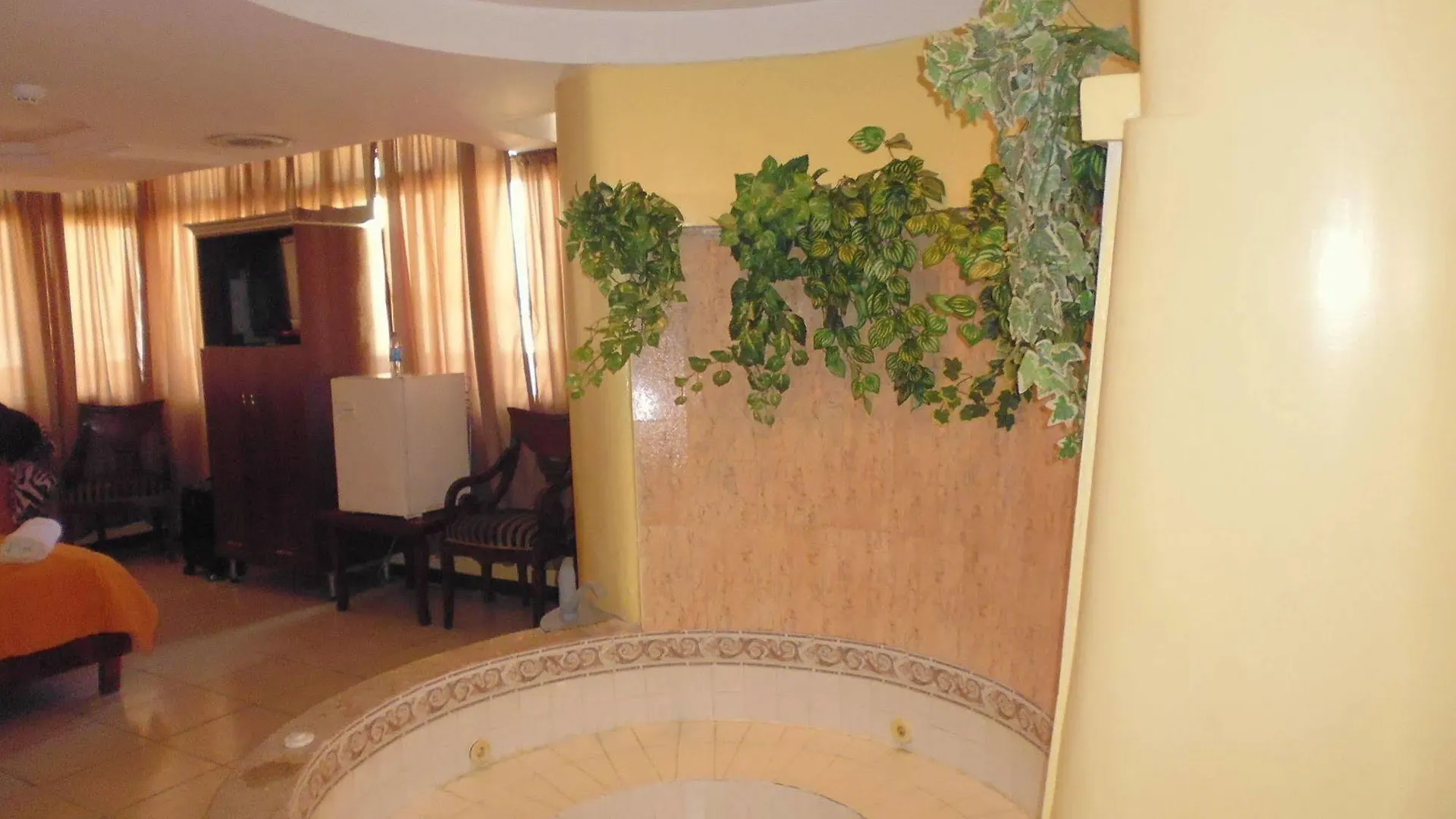 Hotel Malecon Inn Гуаякиль